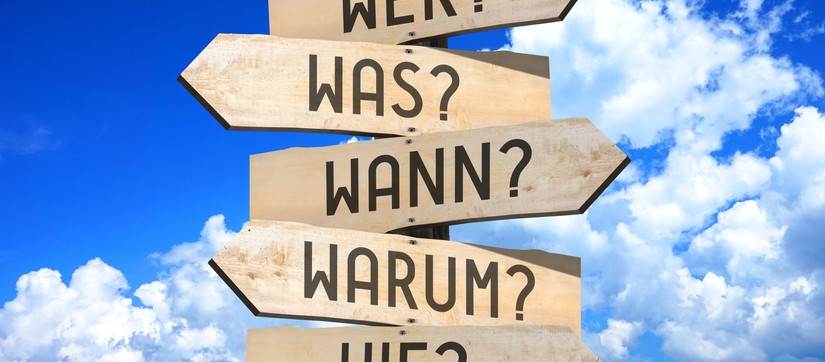 Wegweiser (© stock.adobe.com)